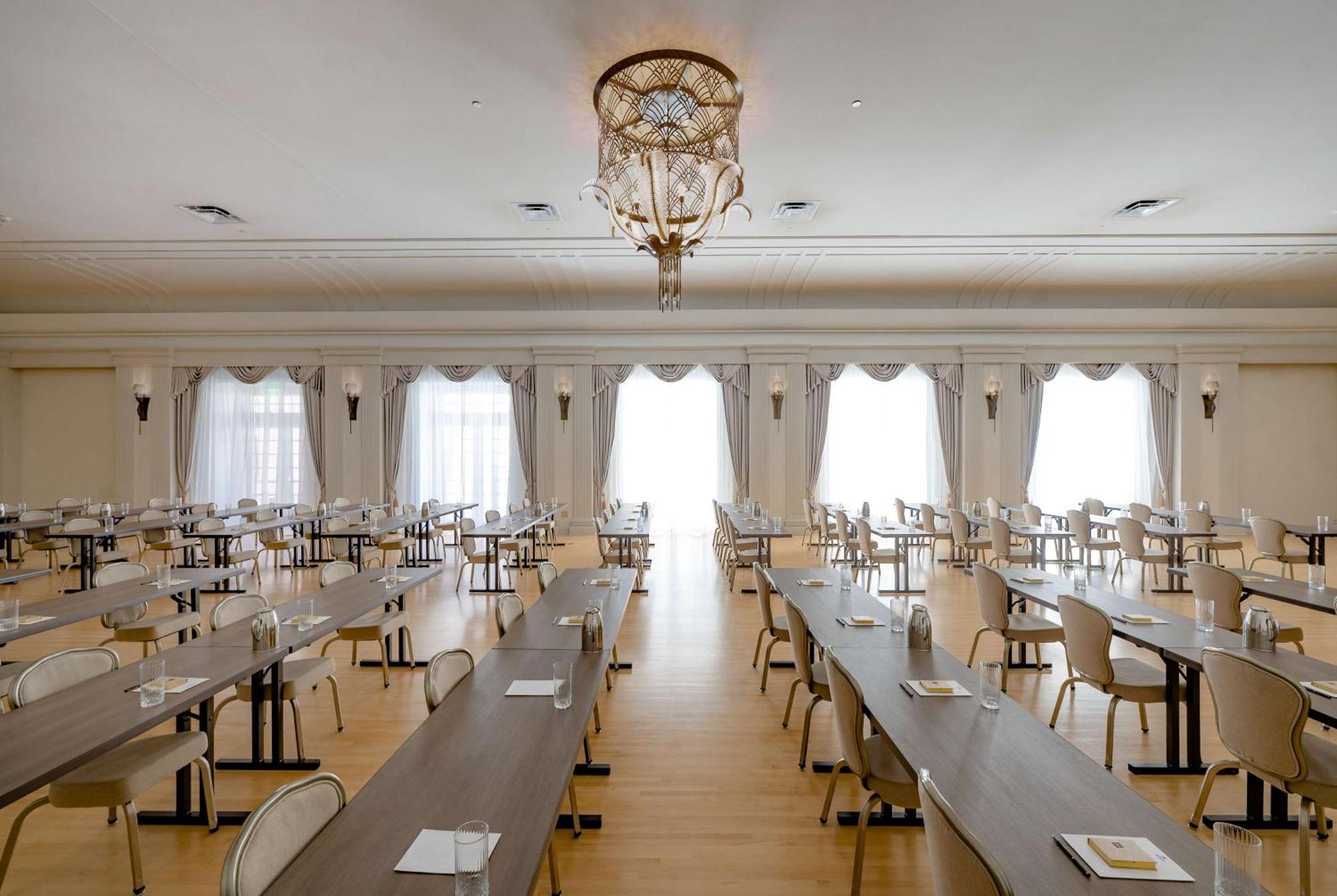 Hotel Fort Des Moines, Curio Collection By Hilton Eksteriør bilde